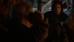 extant_GameOfThrones_2x01-TheNorthRemembers_2094