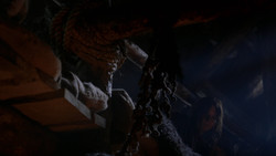 extant_GameOfThrones_2x01-TheNorthRemembers_2127