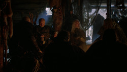 extant_GameOfThrones_2x01-TheNorthRemembers_2153