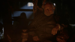 extant_GameOfThrones_2x01-TheNorthRemembers_2237