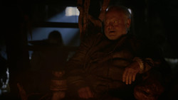 extant_GameOfThrones_2x01-TheNorthRemembers_2238