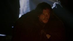 extant_GameOfThrones_2x01-TheNorthRemembers_2263