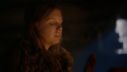 extant_GameOfThrones_2x01-TheNorthRemembers_2299