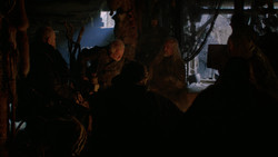 extant_GameOfThrones_2x01-TheNorthRemembers_2346