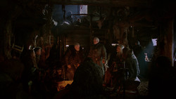 extant_GameOfThrones_2x01-TheNorthRemembers_2353