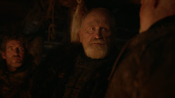 extant_GameOfThrones_2x01-TheNorthRemembers_2383