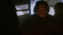 extant_GameOfThrones_2x01-TheNorthRemembers_2393