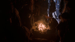 extant_GameOfThrones_2x01-TheNorthRemembers_2416