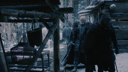 extant_GameOfThrones_2x01-TheNorthRemembers_2420