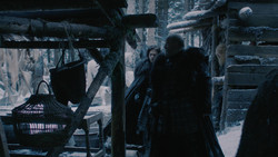 extant_GameOfThrones_2x01-TheNorthRemembers_2423