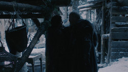 extant_GameOfThrones_2x01-TheNorthRemembers_2432