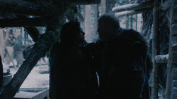extant_GameOfThrones_2x01-TheNorthRemembers_2442
