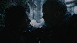 extant_GameOfThrones_2x01-TheNorthRemembers_2458