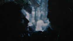 extant_GameOfThrones_2x01-TheNorthRemembers_2468