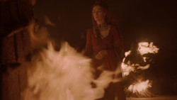 extant_GameOfThrones_2x01-TheNorthRemembers_2522