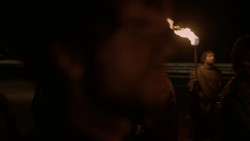 extant_GameOfThrones_2x01-TheNorthRemembers_2539