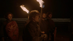 extant_GameOfThrones_2x01-TheNorthRemembers_2541