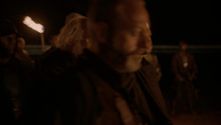 extant_GameOfThrones_2x01-TheNorthRemembers_2547
