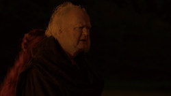 extant_GameOfThrones_2x01-TheNorthRemembers_2635