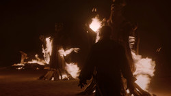 extant_GameOfThrones_2x01-TheNorthRemembers_2722