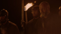 extant_GameOfThrones_2x01-TheNorthRemembers_2726