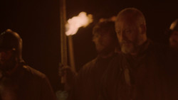 extant_GameOfThrones_2x01-TheNorthRemembers_2729