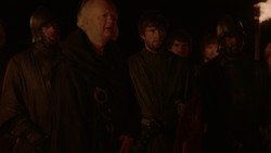 extant_GameOfThrones_2x01-TheNorthRemembers_2739