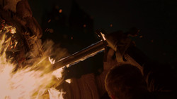 extant_GameOfThrones_2x01-TheNorthRemembers_2746