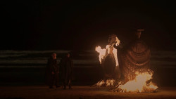 extant_GameOfThrones_2x01-TheNorthRemembers_2840