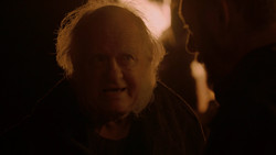 extant_GameOfThrones_2x01-TheNorthRemembers_2848