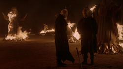 extant_GameOfThrones_2x01-TheNorthRemembers_2886