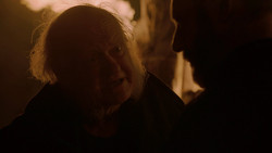 extant_GameOfThrones_2x01-TheNorthRemembers_2897