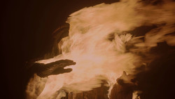 extant_GameOfThrones_2x01-TheNorthRemembers_2925