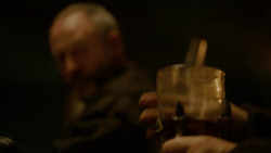 extant_GameOfThrones_2x01-TheNorthRemembers_2994