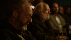 extant_GameOfThrones_2x01-TheNorthRemembers_3002