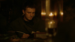 extant_GameOfThrones_2x01-TheNorthRemembers_3007