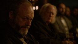 extant_GameOfThrones_2x01-TheNorthRemembers_3055