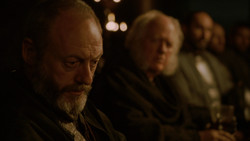 extant_GameOfThrones_2x01-TheNorthRemembers_3056