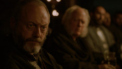 extant_GameOfThrones_2x01-TheNorthRemembers_3068