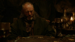 extant_GameOfThrones_2x01-TheNorthRemembers_3083