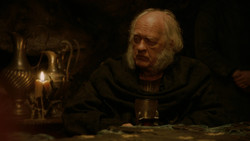 extant_GameOfThrones_2x01-TheNorthRemembers_3087