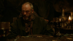 extant_GameOfThrones_2x01-TheNorthRemembers_3097
