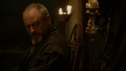extant_GameOfThrones_2x01-TheNorthRemembers_3154
