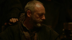 extant_GameOfThrones_2x01-TheNorthRemembers_3158