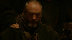 extant_GameOfThrones_2x01-TheNorthRemembers_3159