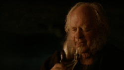 extant_GameOfThrones_2x01-TheNorthRemembers_3176