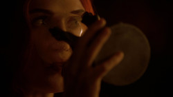 extant_GameOfThrones_2x01-TheNorthRemembers_3218