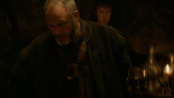 extant_GameOfThrones_2x01-TheNorthRemembers_3246