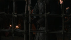 extant_GameOfThrones_2x01-TheNorthRemembers_3314