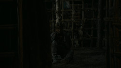 extant_GameOfThrones_2x01-TheNorthRemembers_3330